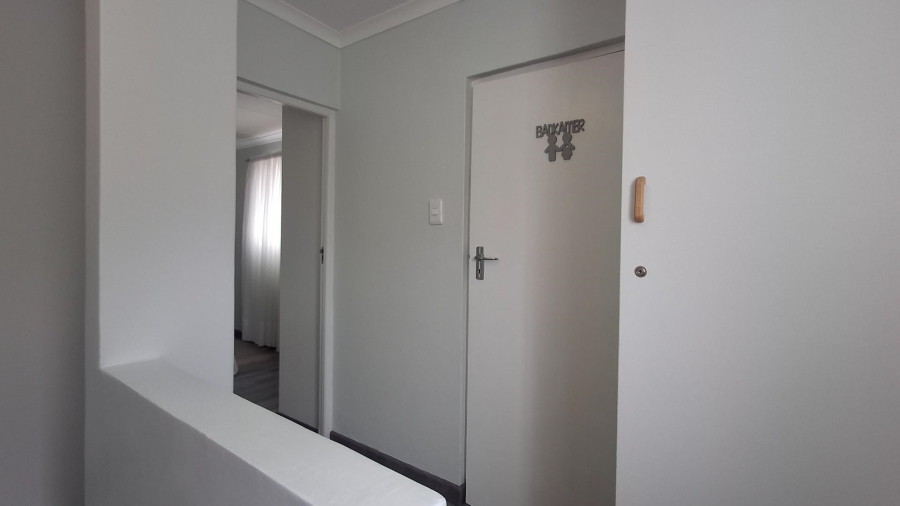 2 Bedroom Property for Sale in Hartenbos Central Western Cape